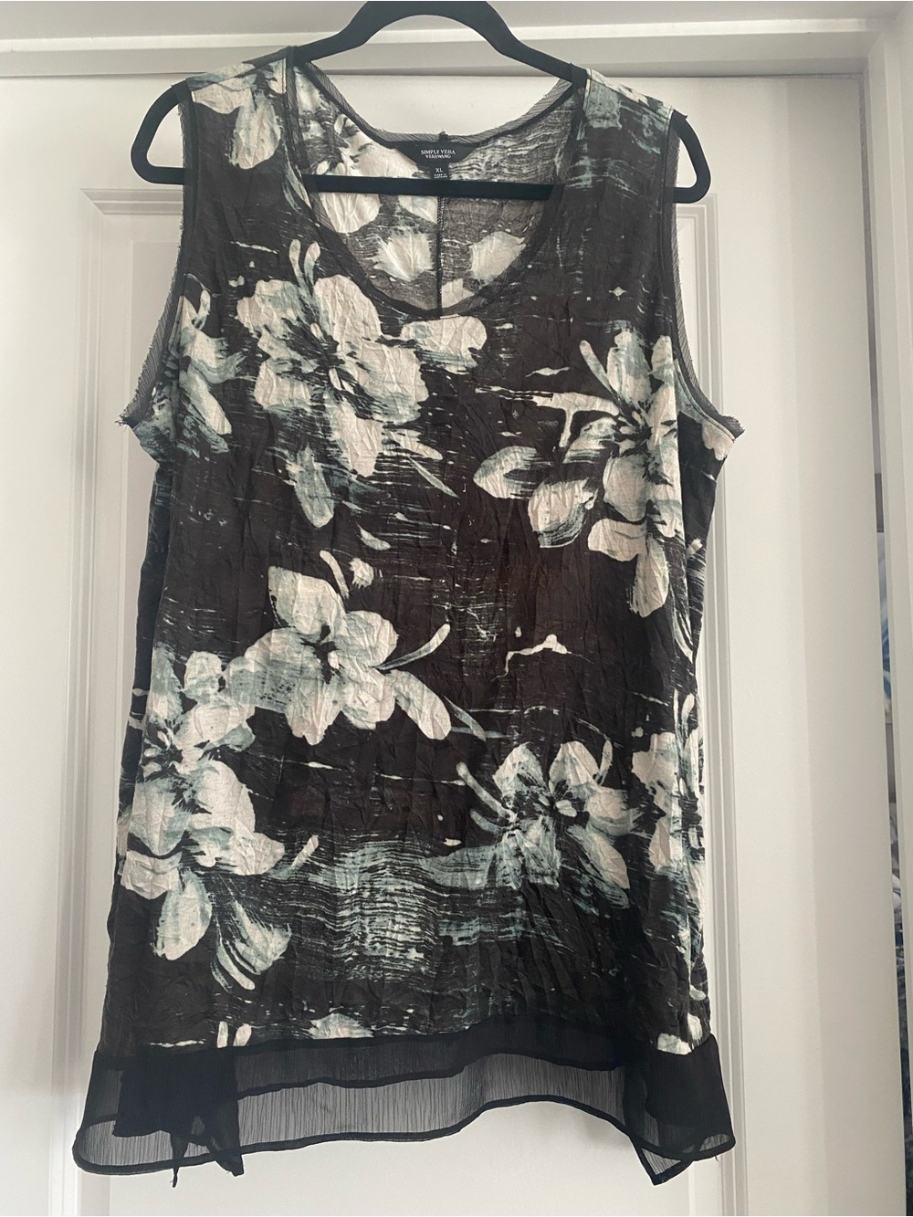 Vera Wang Black Sleeveless Floral Print Sheer-Trim Tank